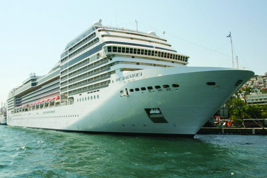El MSC Magnifica. - Ladevi Medios y Soluciones El MSC Magnifica.