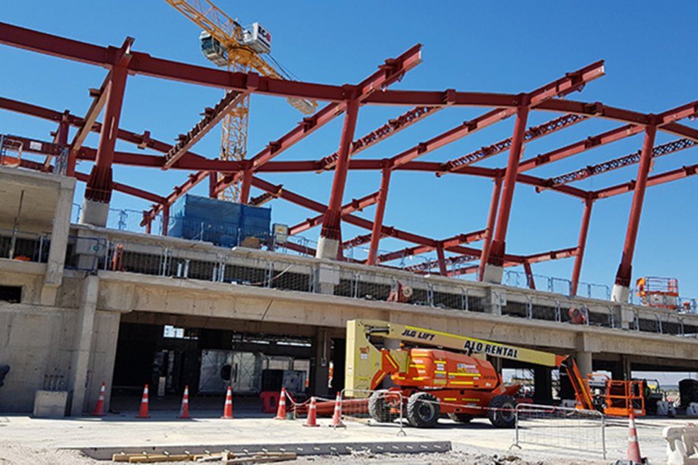 Obras de ampliación del aeropuerto de Santiago de Chile, Arturo Merino Benítez.