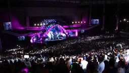 El Festival de Viña del Mar 2026 comienza con su esperada noche inaugural en la Quinta Vergara, dando inicio a seis jornadas de música, humor y competencia internacional.