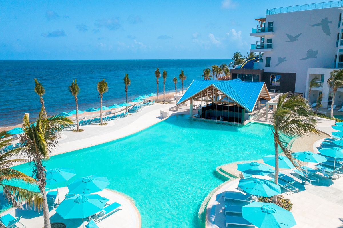 Karisma Hotels abre Margaritaville Island Reserve Riviera Maya