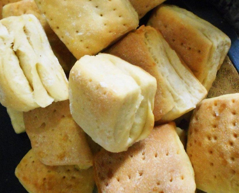 Verano 2025: No hay desayunos o meriendas en Villa Carlos Paz (y en todo Córdoba), sin unos mates bien calientes y los criollitos.