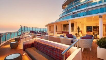 Costa decidió garantizar la llegada de tres naves a Sudamérica, trayendo el nuevo Costa Firenze en lugar del Costa Toscana, barco que es propulsado por Gas Natural Licuado (GNL).