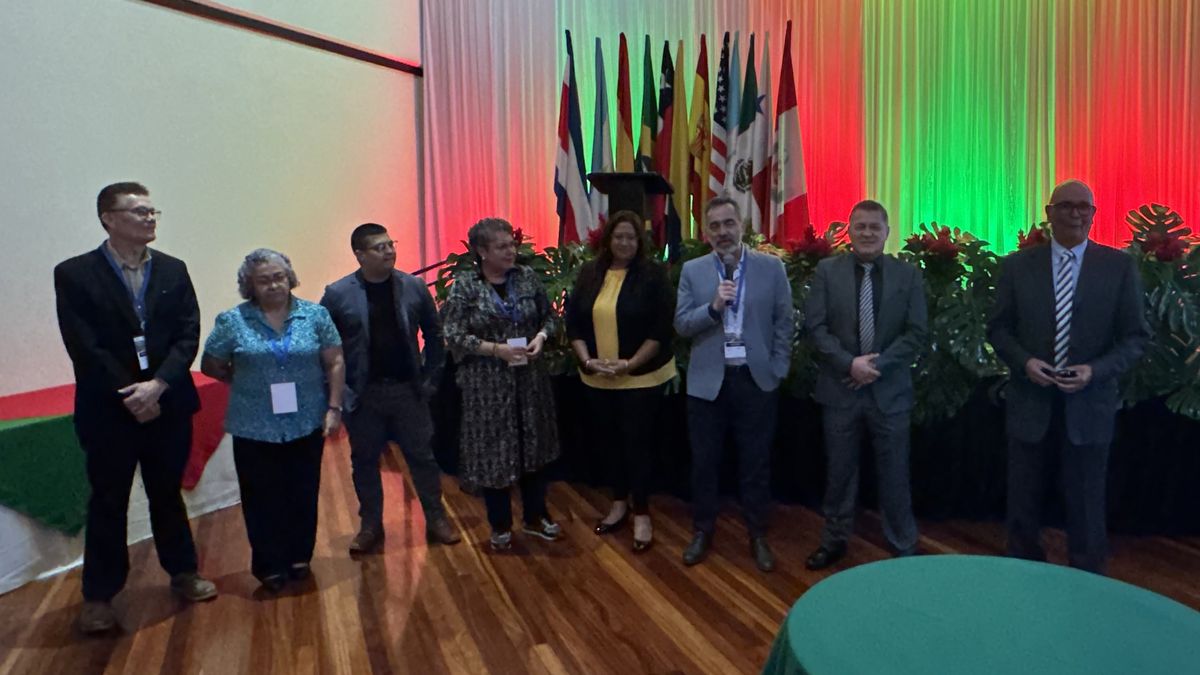 Las autoridades de ACAV e ICT en el evento de Costa Rica. Las autoridades de ACAV e ICT en el evento de Costa Rica.