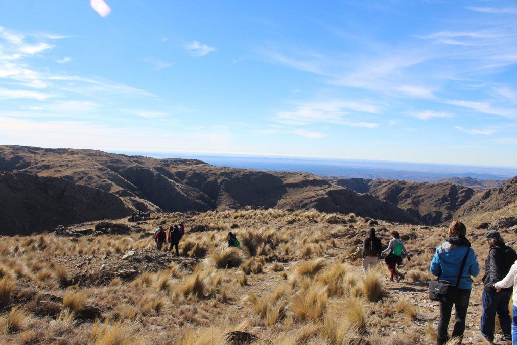 Pueblo Escondido es un lugar de Córdoba en el que se puede hacer turismo de aventura como trekking o cabalgatas.
