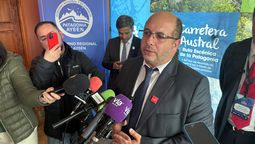 Hoteleros de Chile: Cristóbal Benítez, director nacional de Sernatur, durante el XVII Congreso Hotelero en Coyhaique, Región de Aysén.