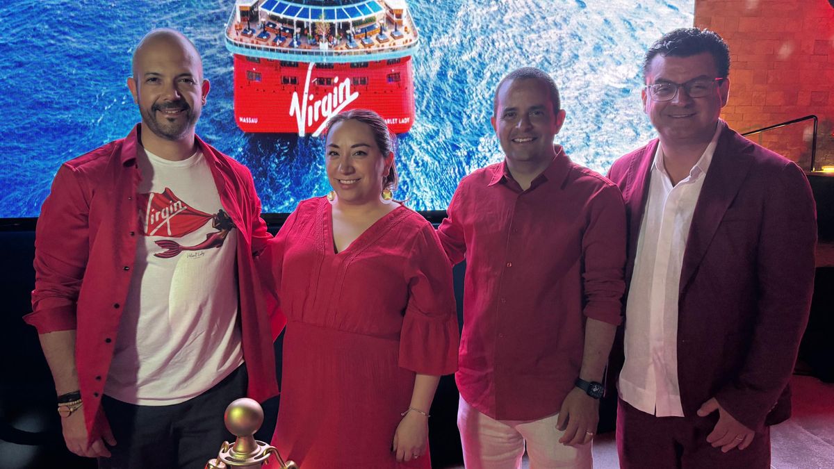 Representantes de NAO Travel Collection y de Virgin Voyages en el evento de The Best.