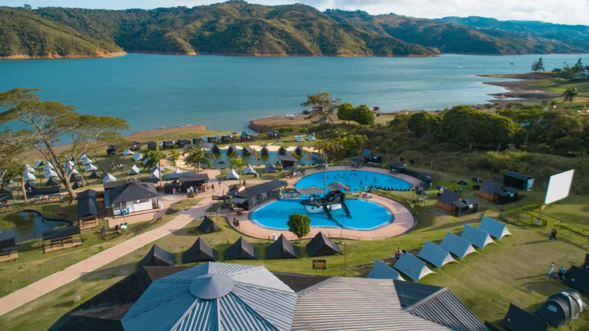 Pueblos M&aacute;gicos del Valle del Cauca, como Calima, brindan a los viajeros de Cali un encuentro con historia ancestral, naturaleza y descanso frente al lago.