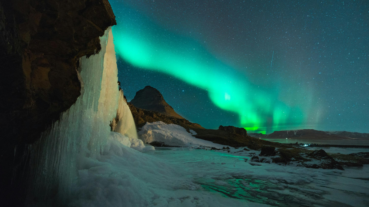 El programa de Iceland Travel invita a conocer las atracciones naturales de un país que ofrece una variada gama de paisajes.
