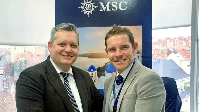 Fernando Pacheco, director general de MSC Cruceros en Espana, e Iván Méndez, gerente de UNAV.