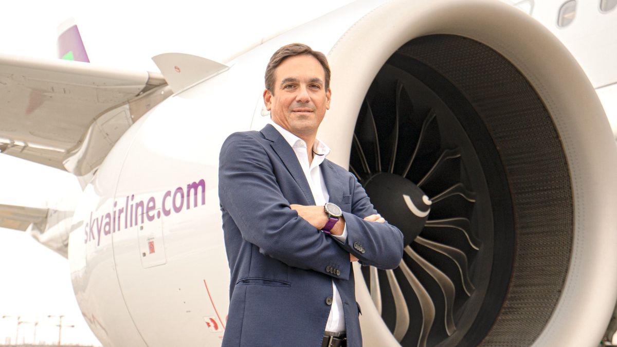 José Raúl Varga, gerente general de Sky Airline Perú cuestionó medidas que podrían restar conectividad al país. - Ladevi Medios y Soluciones José Raúl Varga, gerente general de Sky Airline Perú cuestionó medidas que podrían restar conectividad al país.