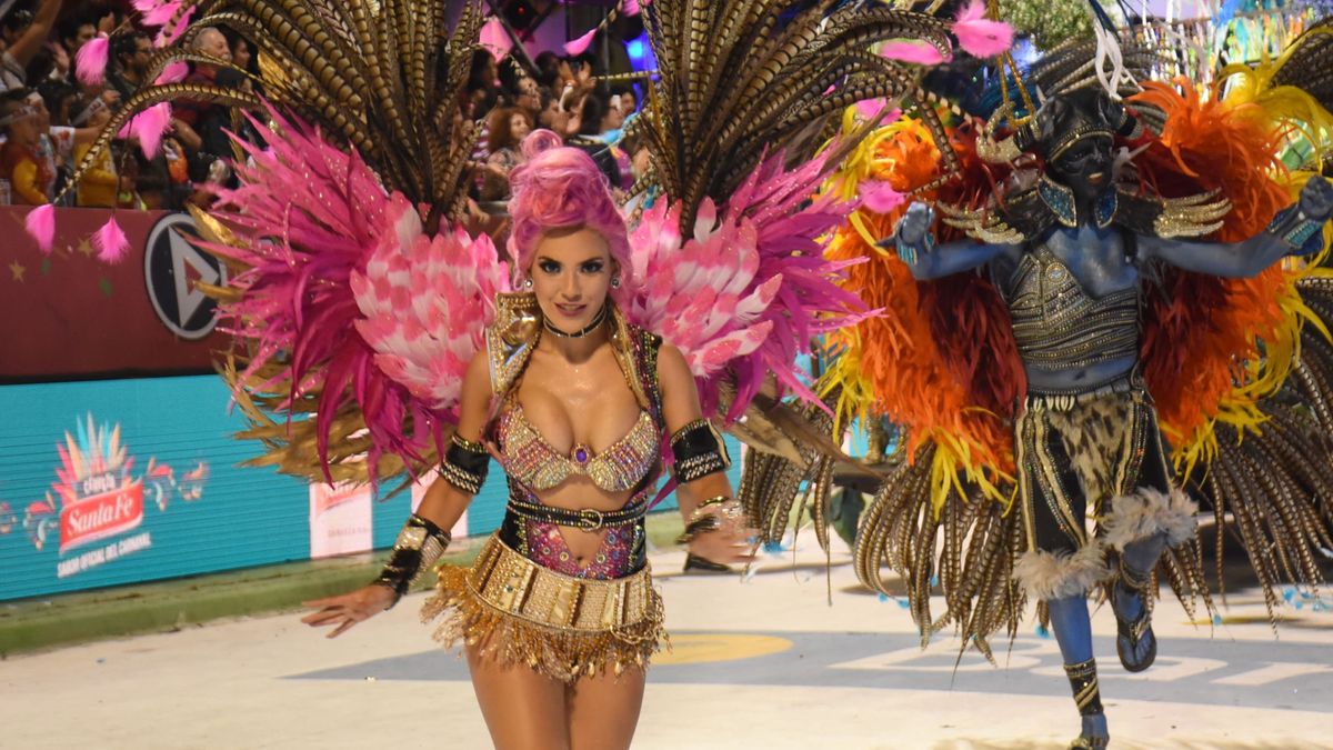 Carnaval en Argentina: en el Cors&oacute;dromo Nolo Al&iacute;as se vive la gran fiesta del Carnaval de Corrientes.&nbsp;