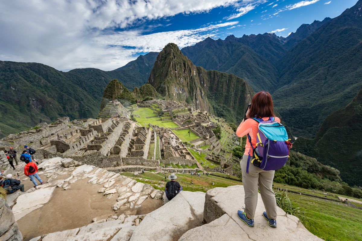 La titular del Mincul, Leslie Urtega, informó que el contrato de la empresa Joinnus para vender los ingresos a Machu Picchu terminará en los próximos días. - Ladevi Medios y Soluciones La titular del Mincul, Leslie Urtega, informó que el contrato de la empresa Joinnus para vender los ingresos a Machu Picchu terminará en los próximos días.