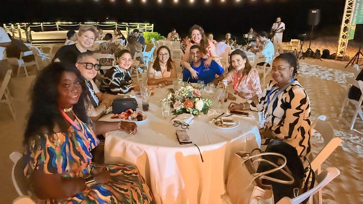 Cena de bienvenida en el Curazao Marriott Beach Resort.