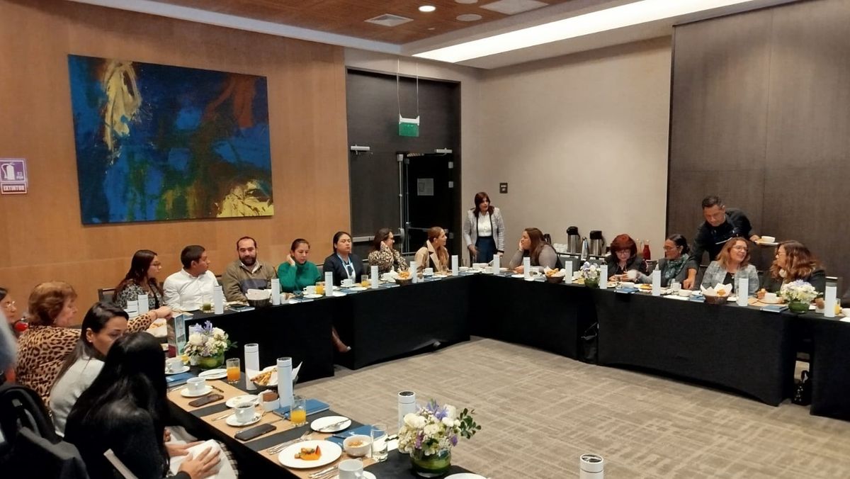 Agentes de viajes obtuvieron información de primera mano del equipo ejecutivo de Sandals. Agentes de viajes obtuvieron información de primera mano del equipo ejecutivo de Sandals.