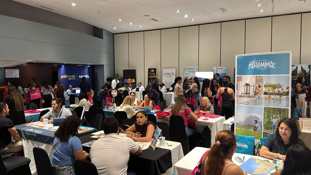Expositores y agentes de viajes en Ladevi Workshop en Guayaquil.&nbsp;