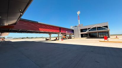 Tras las obras, se reanudan los vuelos en el aeropuerto de Rosario.