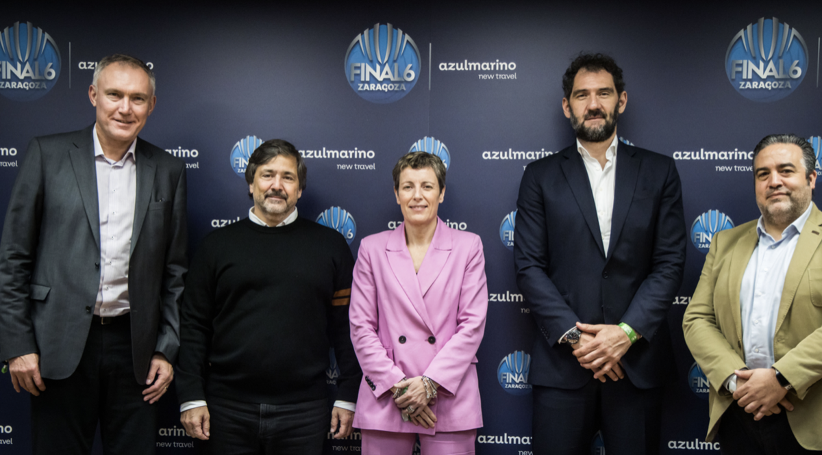 Representantes del basket español femenino y de W2M World2Meet.