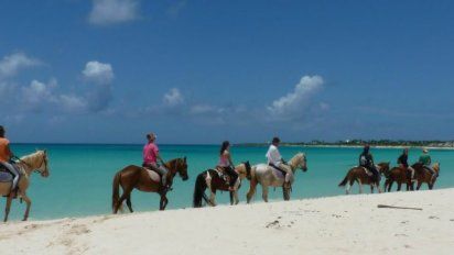 Apertura progresiva de Anguilla, a partir de octubre