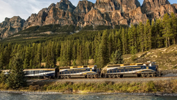 altText(Conoce el mejor viaje en tren del mundo por Canadá y Estados Unidos)}