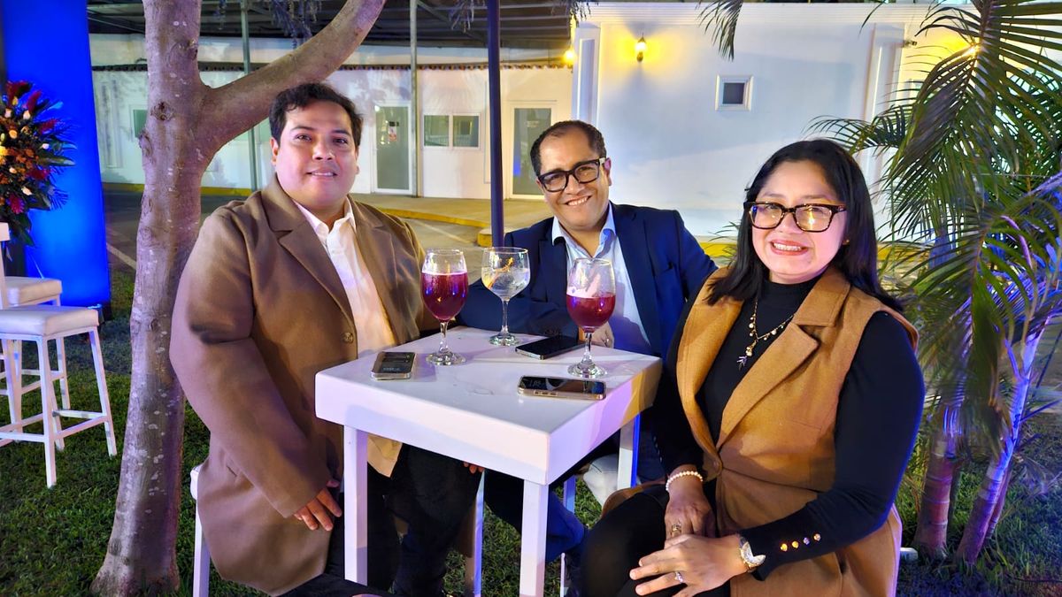 Diversas figuras del sector turismo acompa&ntilde;aron a Plus Ultra en su 9&deg; aniversario.