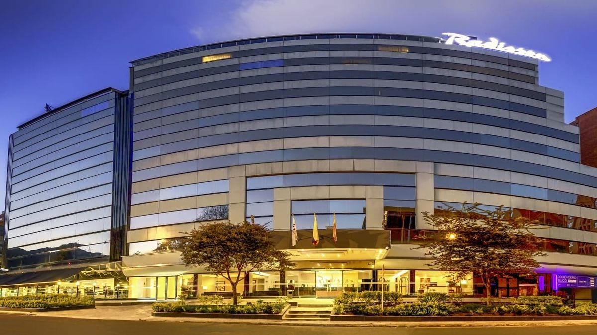 Con 20 salones y 337 habitaciones, Radisson Bogota Metrotel consolida su infraestructura para el segmento MICE y grandes convenciones en la capital.