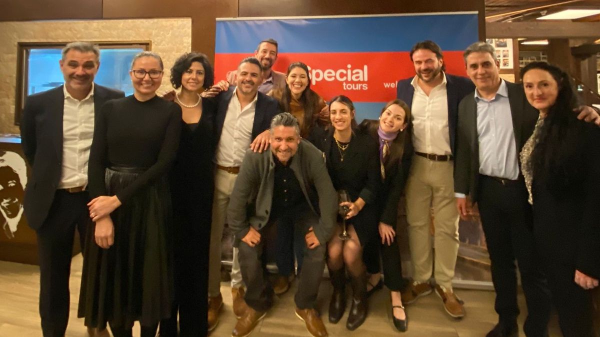 El equipo de Special Tours y profesionales de Ávoris.