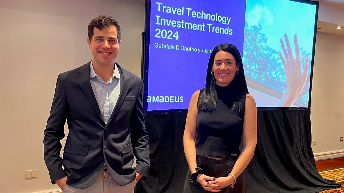 Gabriela DOnofrio, gerente comercial de Amadeus para Agencias PyMEs en América Latina, y Juan Masini, gerente comercial y country leader de Amadeus para Argentina y Uruguay.