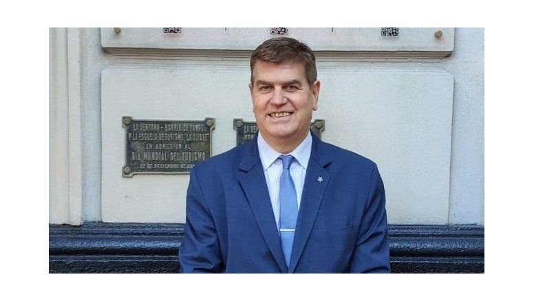 Tony Peró emprende una nueva campaña solidaria en pro de la Escuela Especial 502 de Guernica, provincia de Buenos Aires.