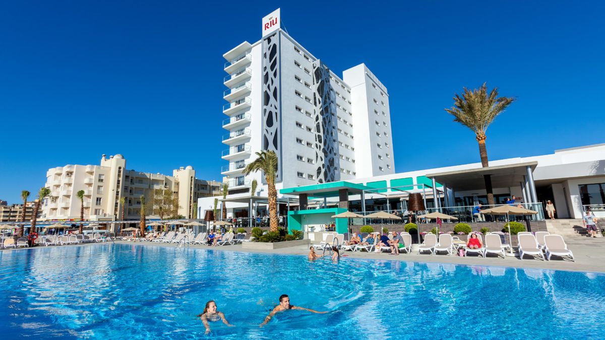 En esta edición de HolidayCheck Awards 2025, 26 propiedades de RIU distribuídas a través del mundo fueron reconocidas entre las mejores según los viajeros. 