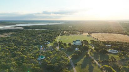Agencias de viajes de Bahía Blanca y La Pampa&nbsp;respaldaron al concesionario y a los guías de Parque Luro.