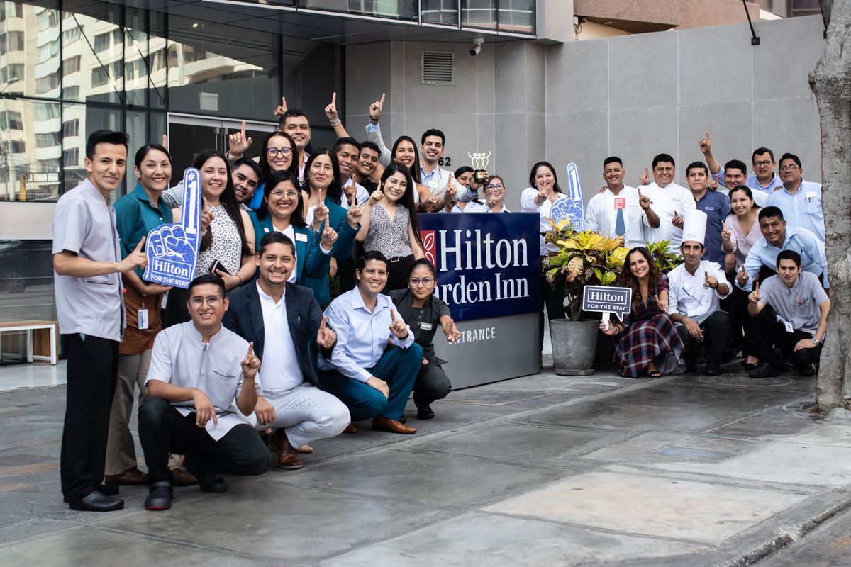Esta premiación destaca los esfuerzos de Hilton por mantener una excepcional cultura de trabajo en el país. - Ladevi Medios y Soluciones Esta premiación destaca los esfuerzos de Hilton por mantener una excepcional cultura de trabajo en el país.