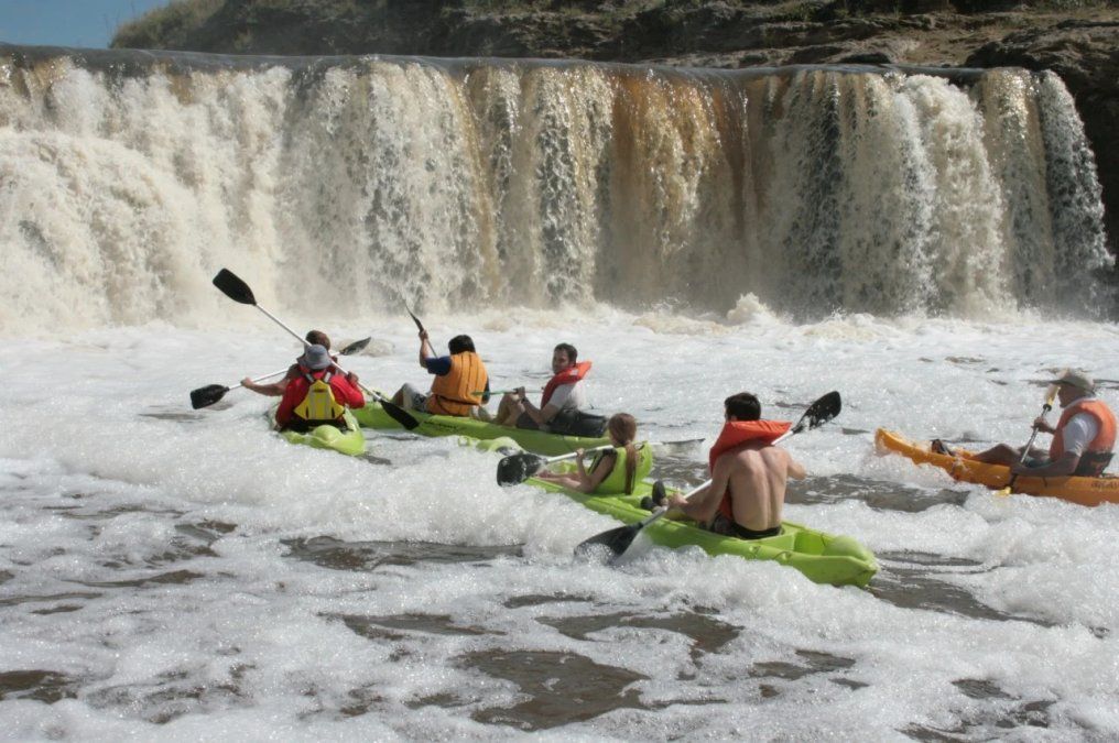 La cascada Cifuentes es el salto de agua más alto de la provincia de Buenos Aires.