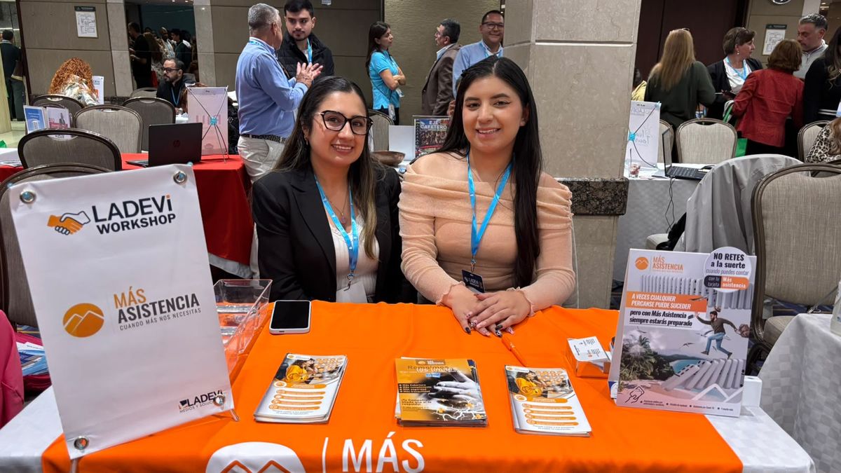 Ángela Camila Ruiz Villamil, Dana Cárdenas, Más Asistencia, en el marco de Ladevi Workshop 2026-2 en Bogotá.