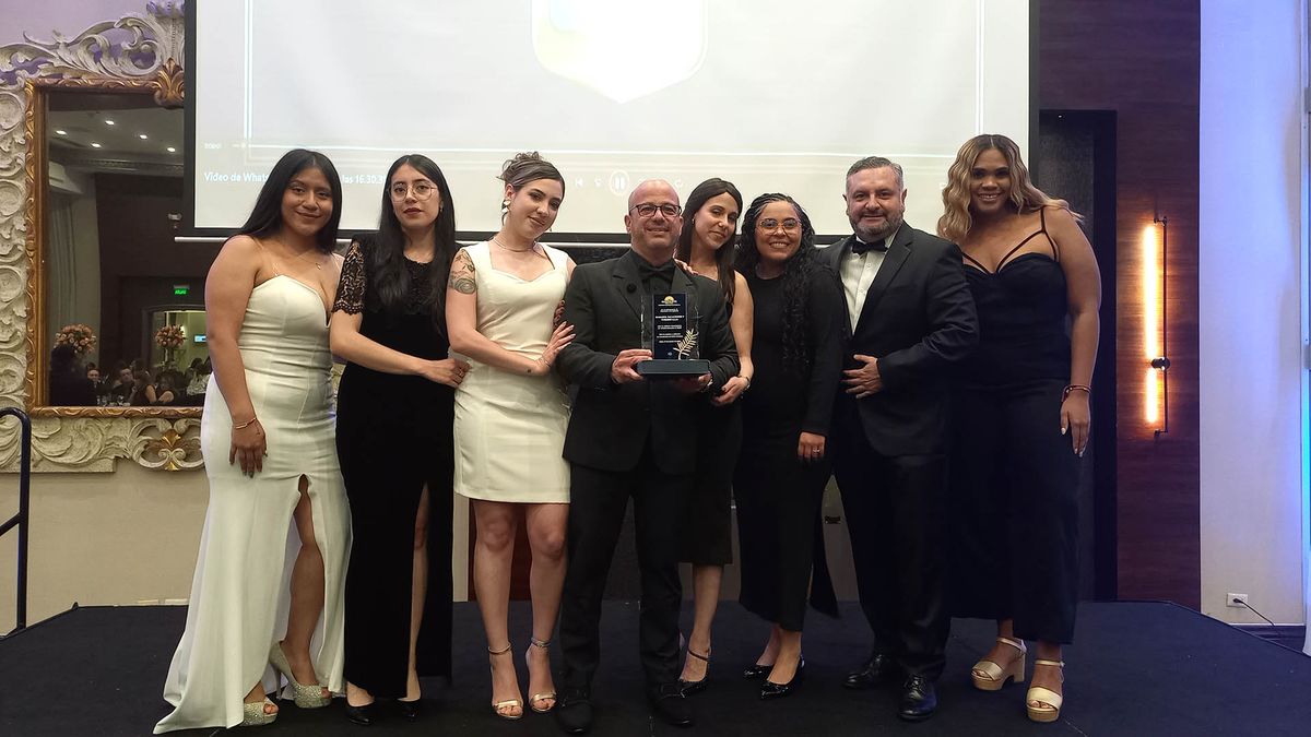 Maxitravel reconoció a agencia de viajes Marazul. Maxitravel reconoció a agencia de viajes Marazul.