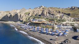 Royal Caribbean: flamante Royal Beach Club en Santorini.