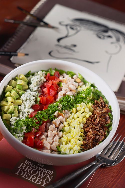 La Ensalada Cobb, adictivo emblema de Brown Derby