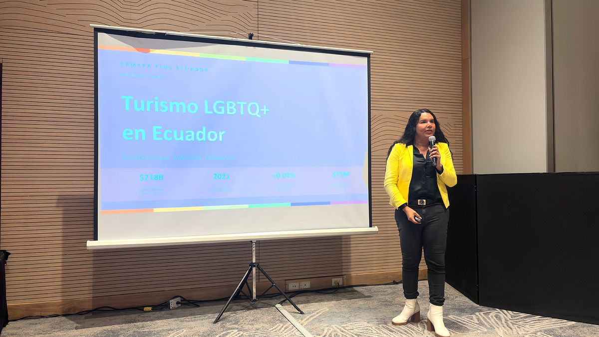 Diane Rodríguez, CEO de la Cámara Plus de Turismo y Comercio de Ecuador, durante foro de IGLTA en Quito.