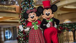 Mickey y Minnie celebrarán las fiestas navideñas 2023 con toda la magia y mucha diversión.