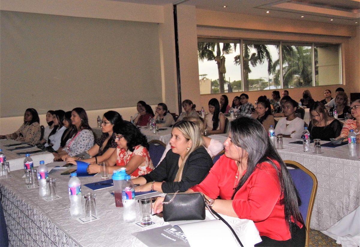 De cara a la temporada alta región costa, Grupo Xcaret recordó a los agentes de viajes guayaquileños sobre las características de sus hoteles y parques. 