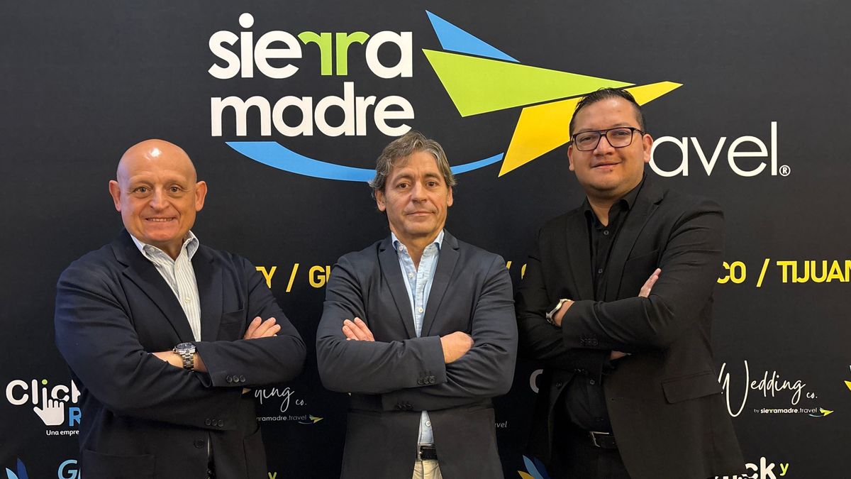 Diego Ontañón, Alfonso García y Abraham Pérez en el evento de Operadora Sierra Madre con Mapaplus.