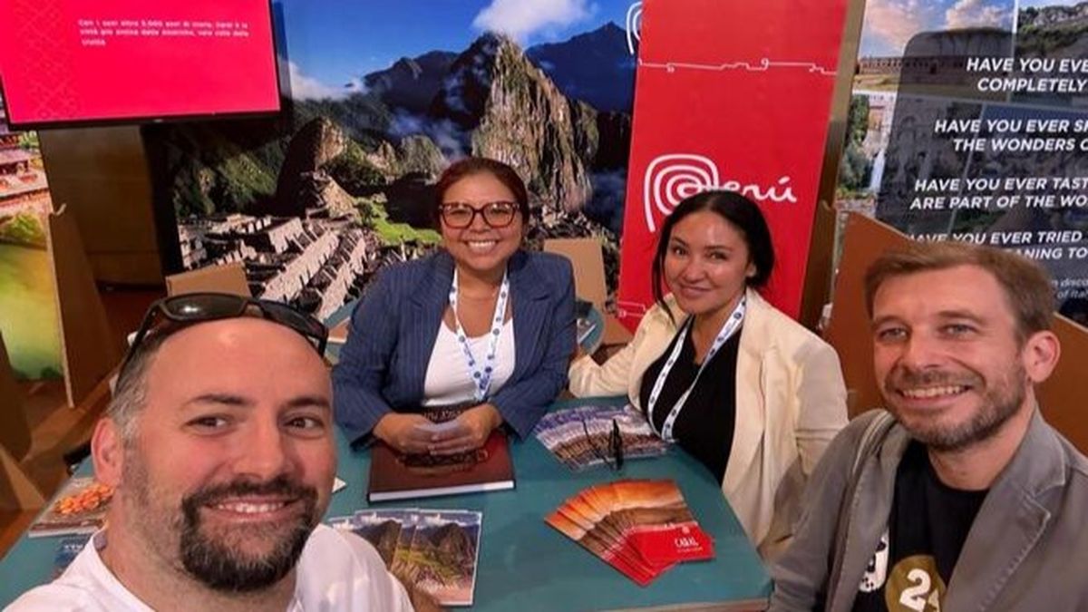 Embajada de Perú con operadores turísticos de Italia.