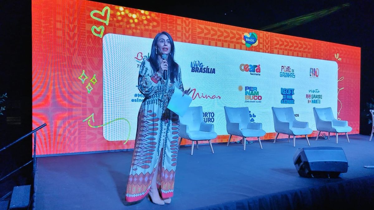 Luciana Fernandes durante su presentación en el B2Live de Santiago. - Ladevi Medios y Soluciones Luciana Fernandes durante su presentación en el B2Live de Santiago.