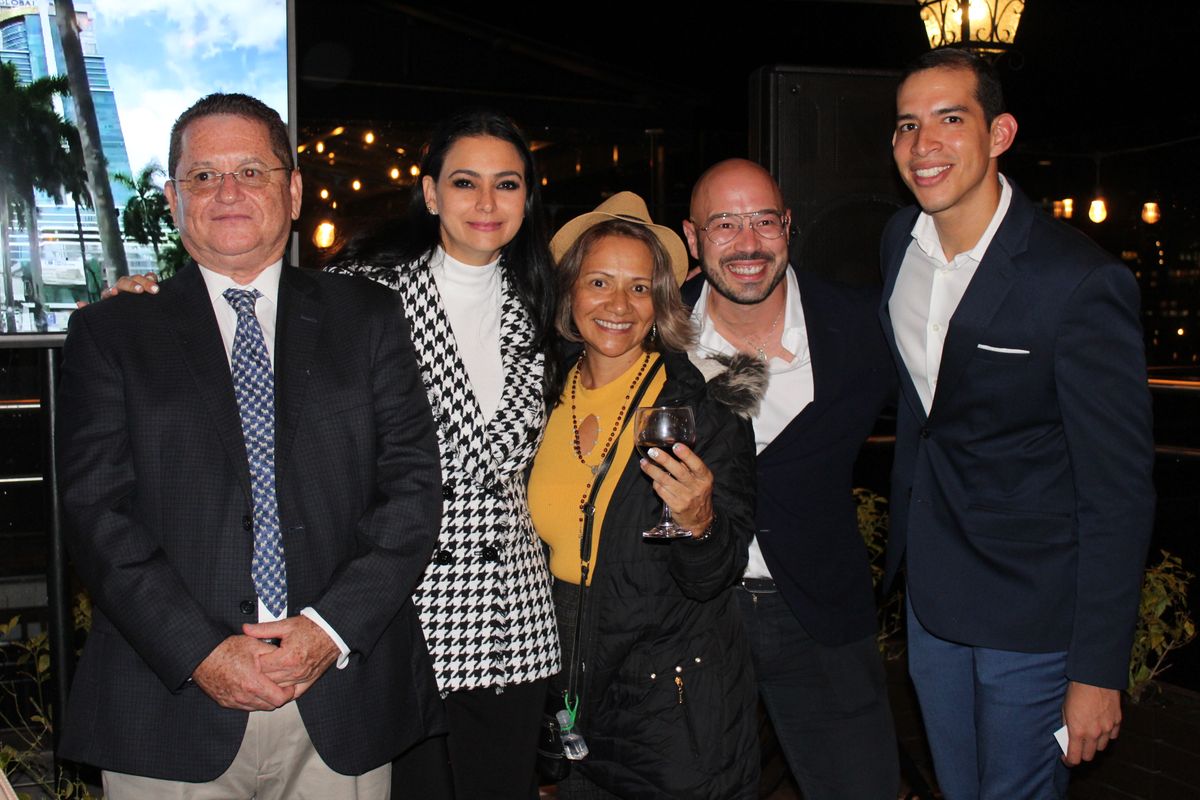 Ovidio Diaz, Nadkyi Duque, agente de viajes, Carlos Fernandez y Guillermo Vargas.