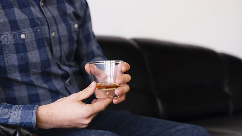 Gremios de restaurantes y hoteles piden cambiar fecha de consulta popular a causa del Ley Seca.