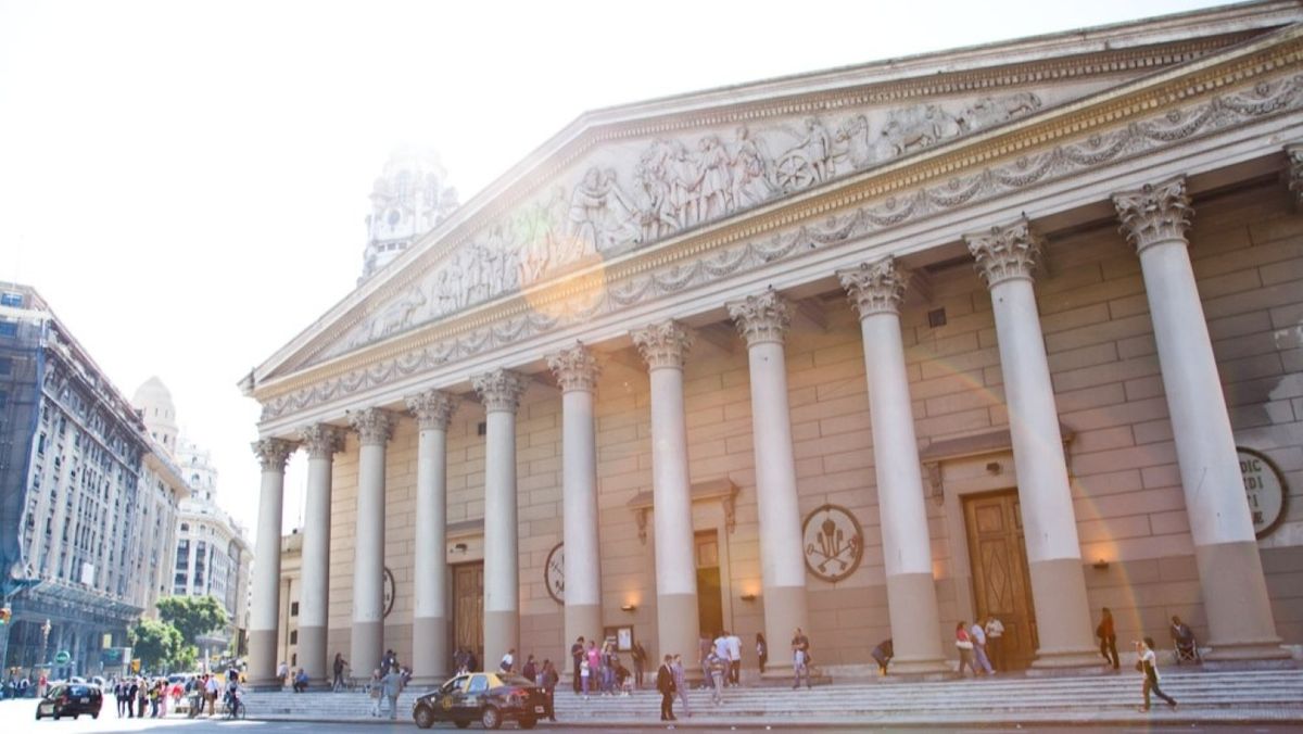 Aprovecha los tours gratis en Buenos Aires que rememoran la vida y obra del papa Francisco.