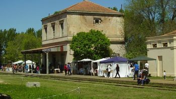 Escapadas en Buenos Aires: enterate porqué tenés que visitar Carlos Keen este fin de semana.