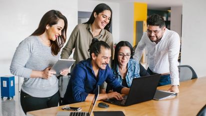 Despachan medidas para inclusión laboral de mujeres 
