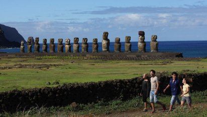 Rapa Nui: detectan 9 casos de Covid-19 en vuelo de llegada