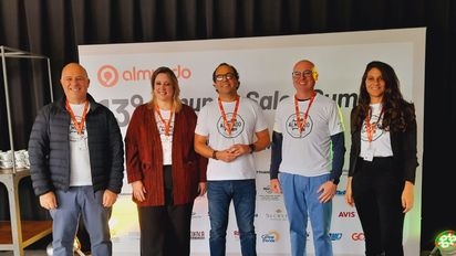 Los anfitriones en el encuentro de Almundo: Federico Petazzi (Sales & Operations Director B2C de CVC Argentina), Cecilia Gorgo (Executive Director de CVC Argentina), Fábio Godinho (CEO de CVC Corp), Fábio Mader (Senior Director Sourcing & VHC Stay at CVC Corp) y Érika Schamis (Product-Pricing & Marketing Director de CVC Argentina).&nbsp; &nbsp;