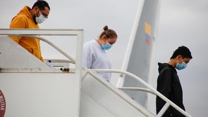 Cancillería confirma llegada de deportados a Colombia.